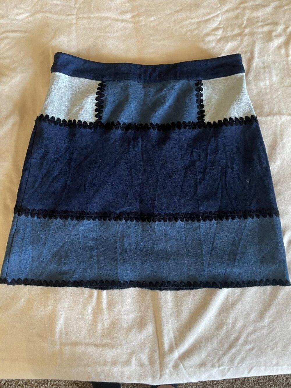 Sugar Lips Front Zip Patchwork Skirt – Size Small ✨